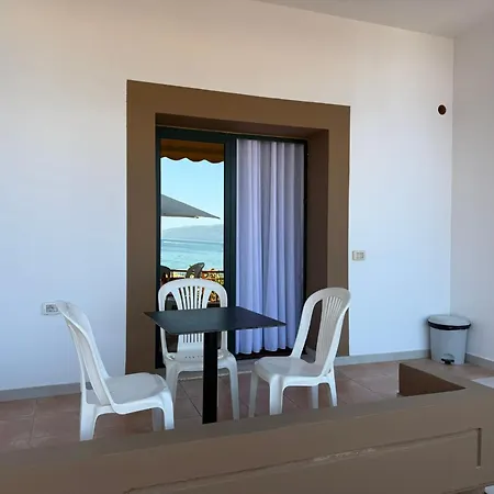 Hotel Palmanova Mardok Kanine