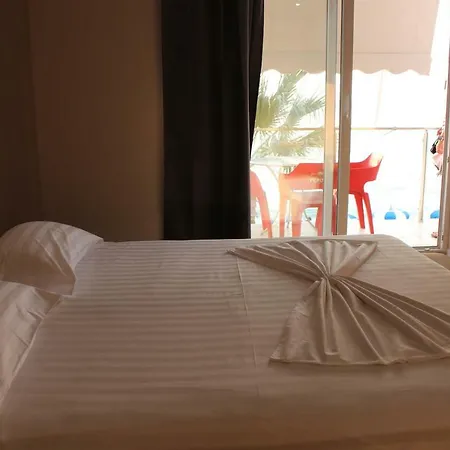 Palmanova Mardok Hotel Vlorë